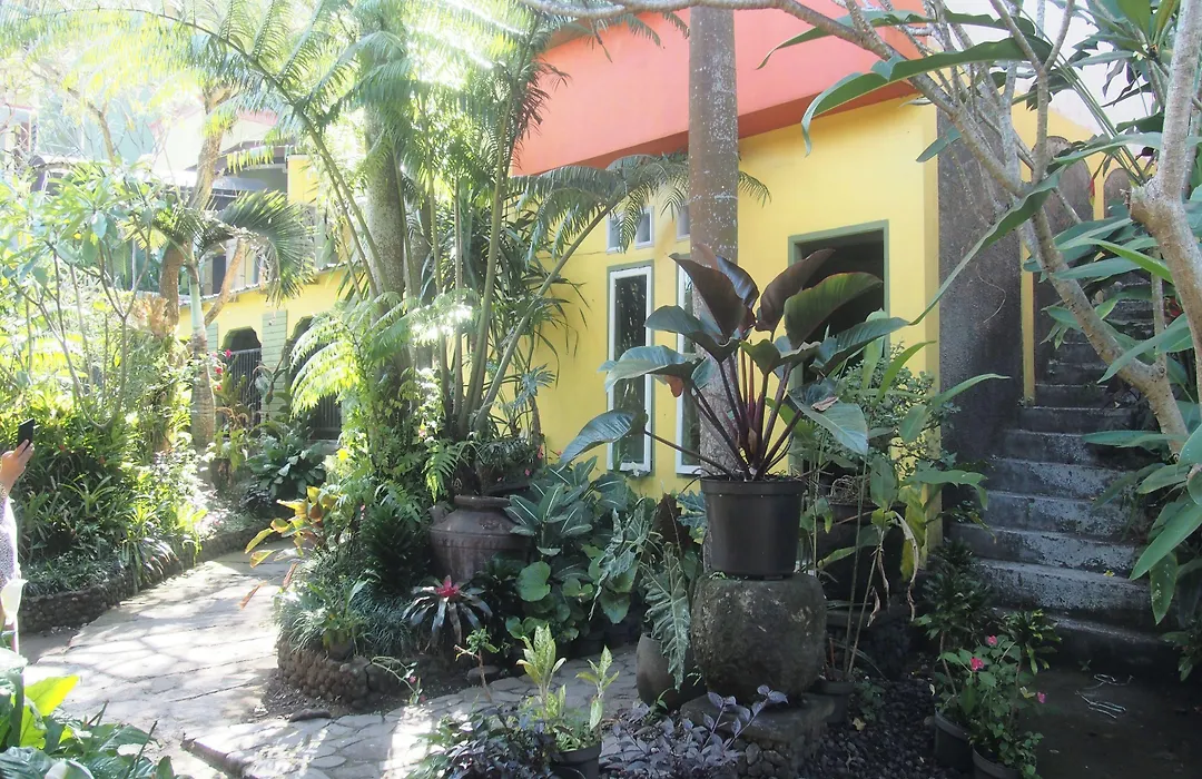 OYO 90646 Villa Karsinem Pasuruan-1